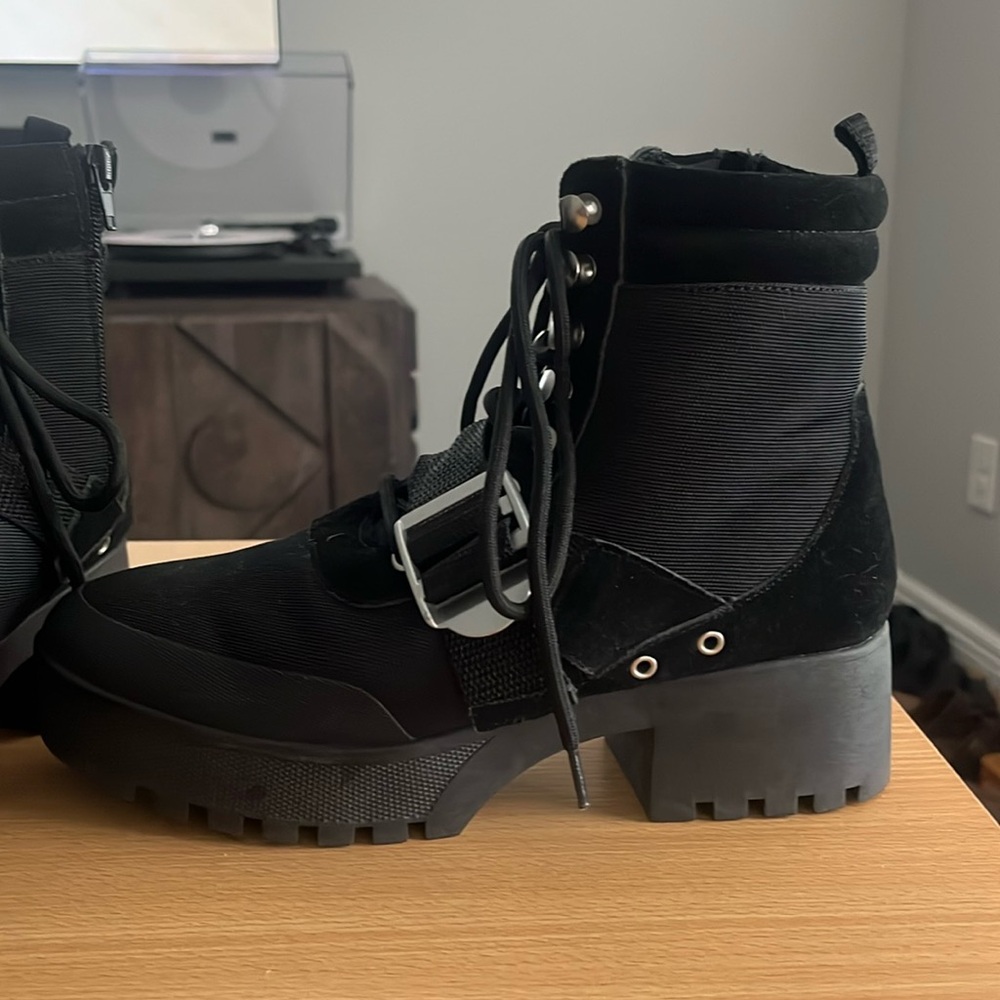 Nayra Platform Steve Madden Boots | Black
